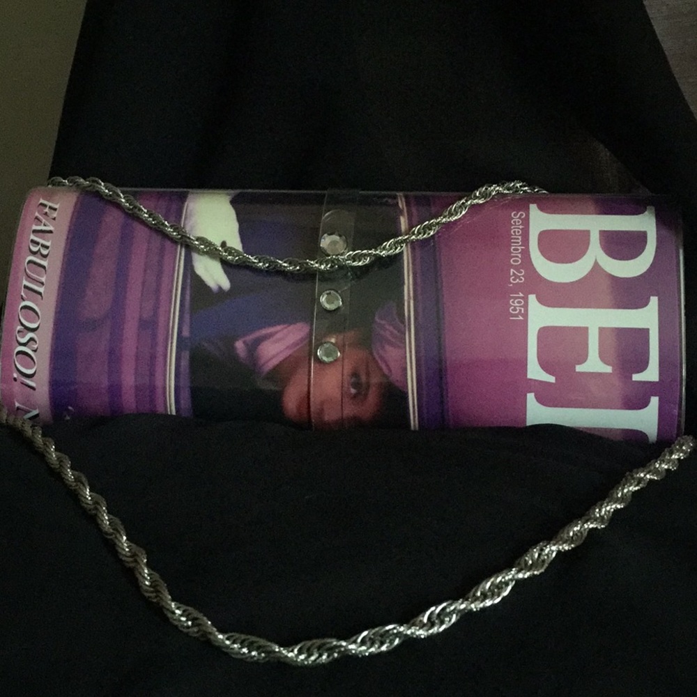 K. Peer Clutch, Vintage magazine ft Audrey Hepburn